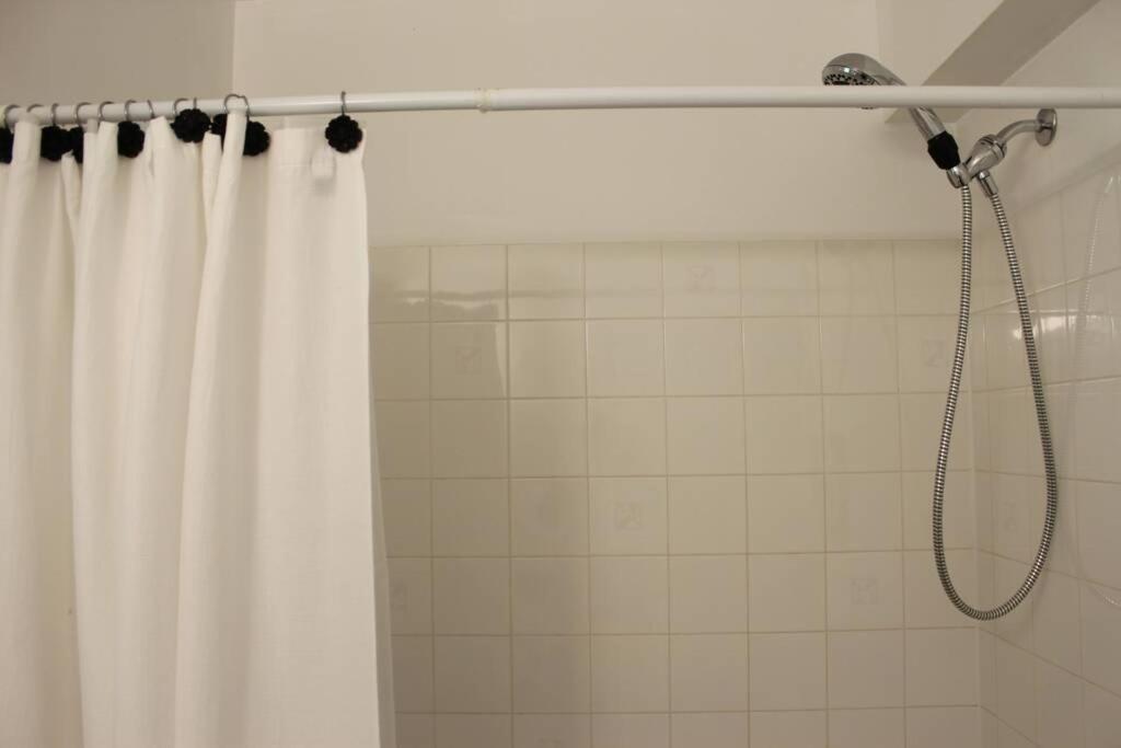 Memory Lane Guest Suite Sooke Εξωτερικό φωτογραφία